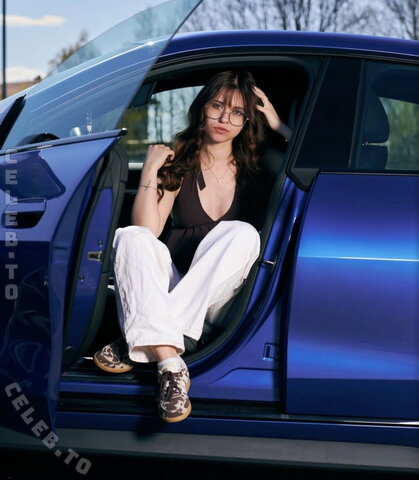 Anna Kauer photo 2