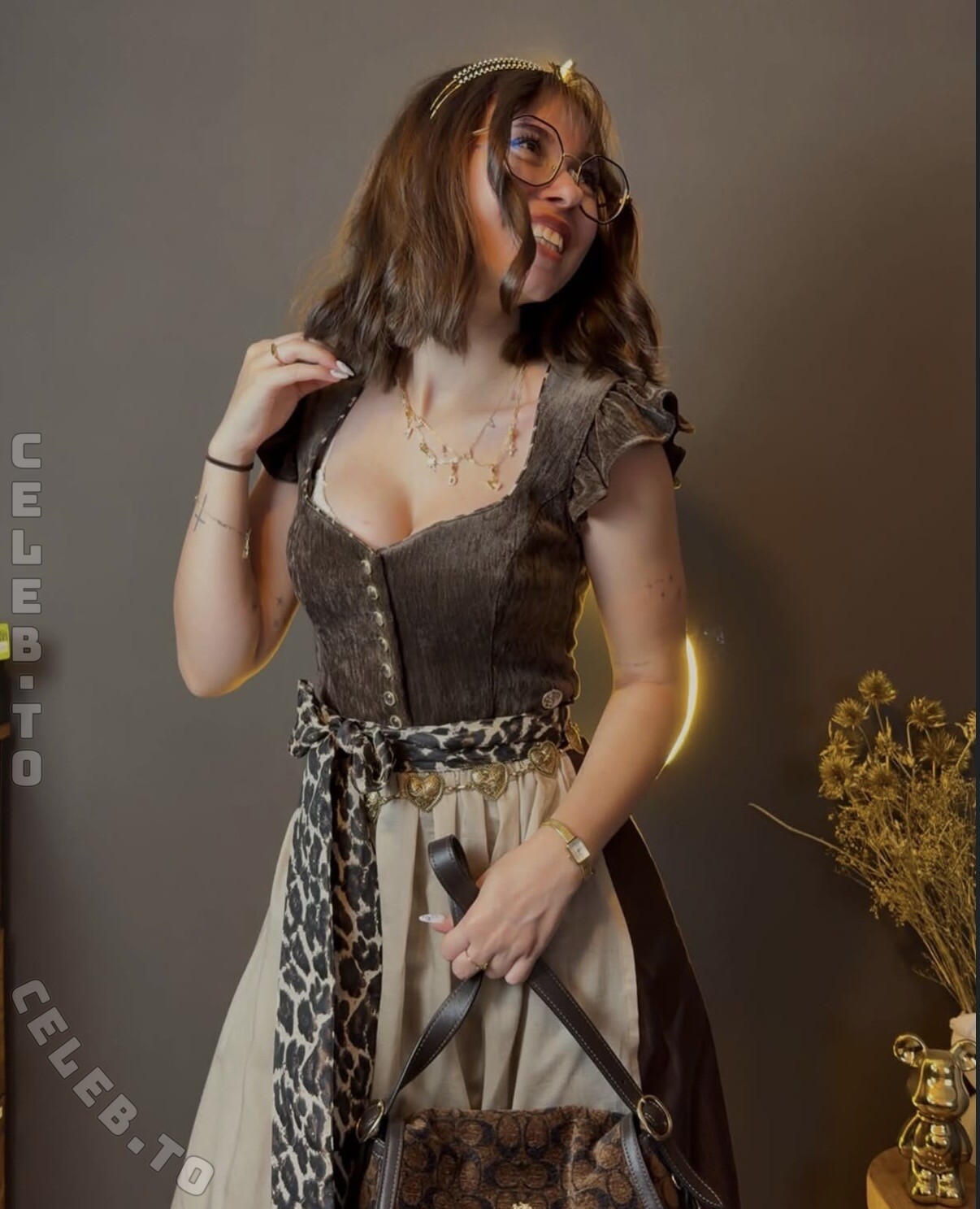 Anna Kauer nude photo 9