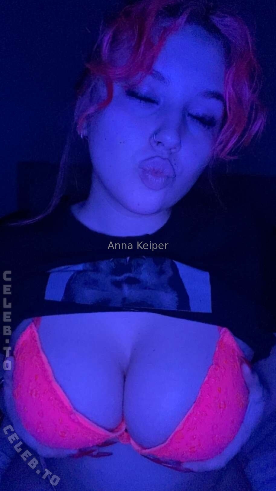 Anna Keiper nude photo 1
