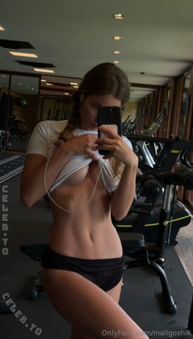Anna Maligoshika nude photo 488