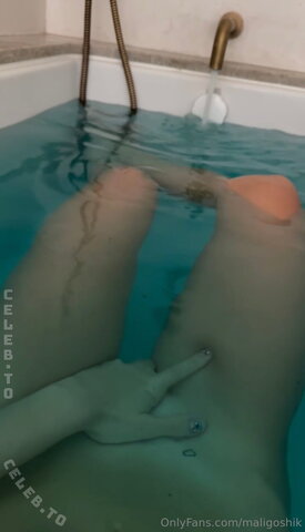 Anna Maligoshika nude photo 30