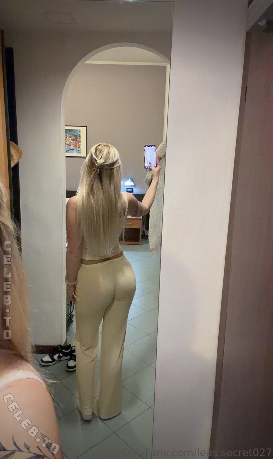 Anna Obermoser nude photo 5