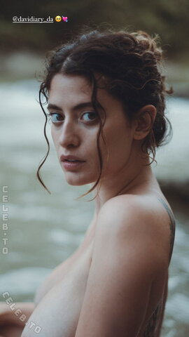 Anna Pittureri Hot (3 photos)