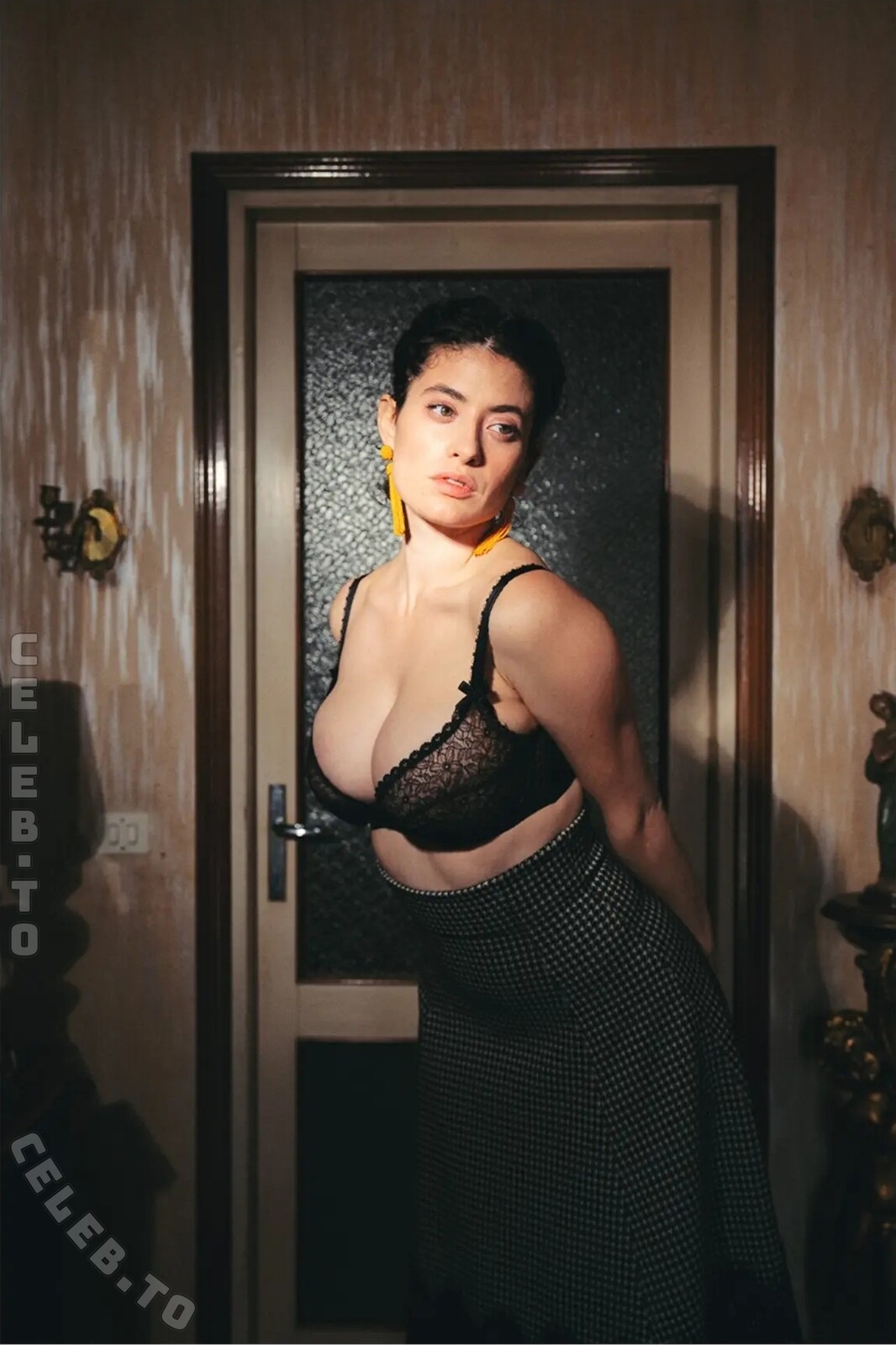 Anna Pittureri nude photo 5