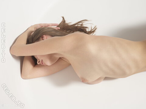 Anna Ralphs nude photo 111