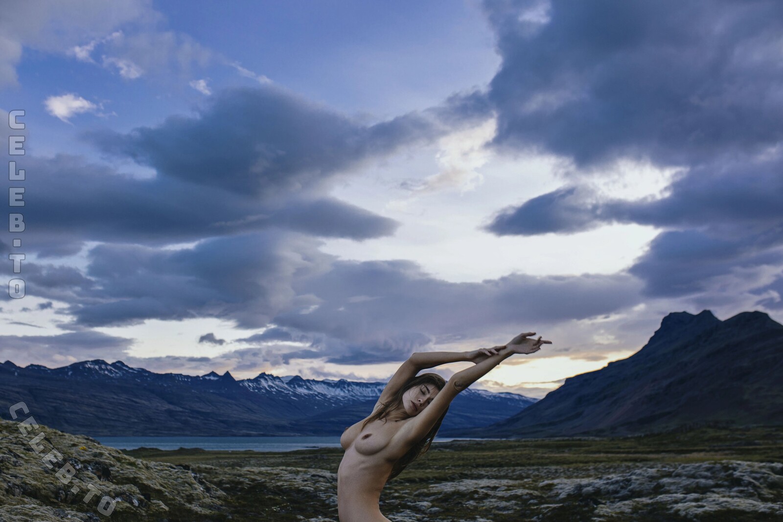 Anna Ralphs nude photo 13