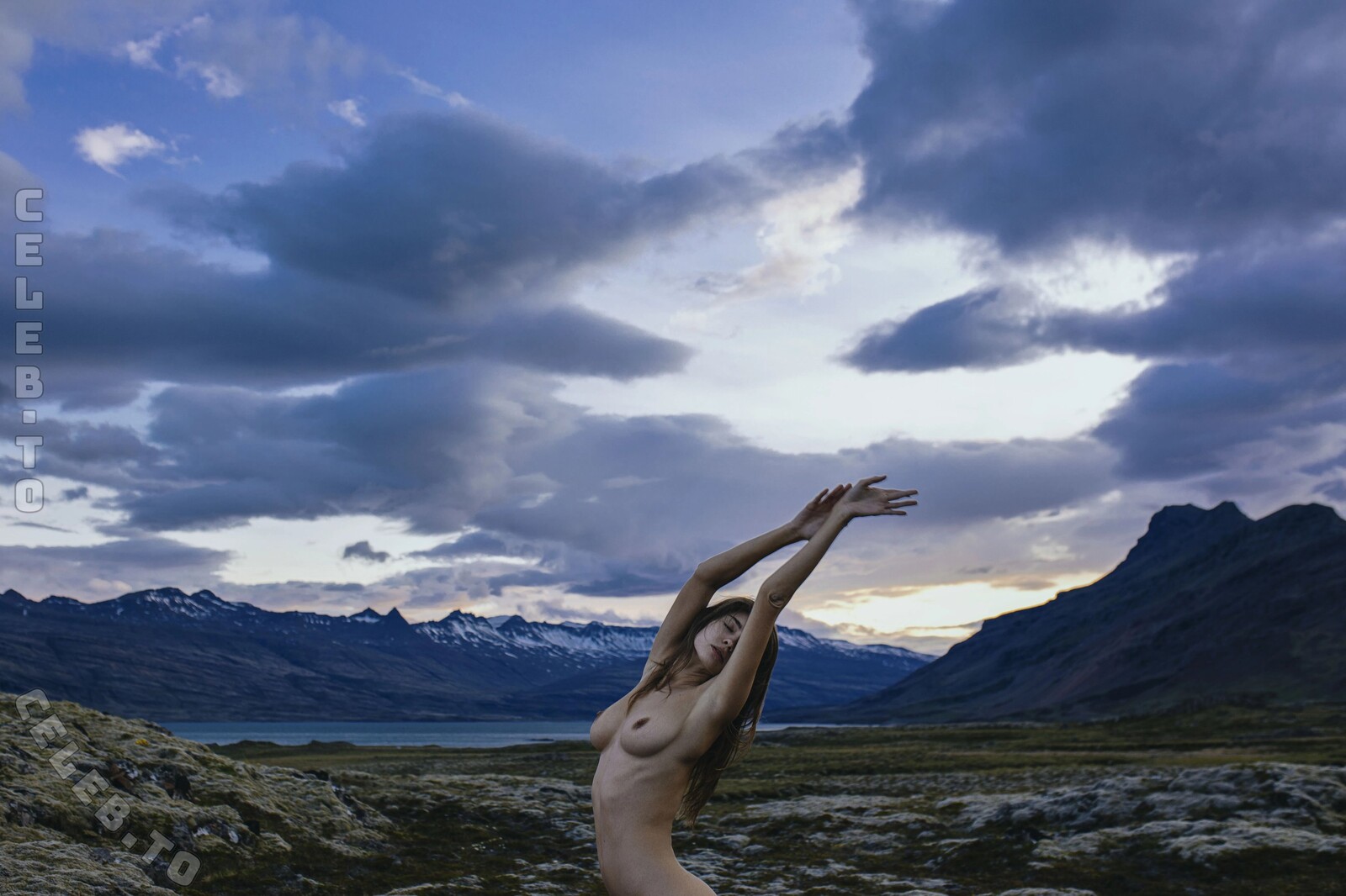 Anna Ralphs nude photo 14