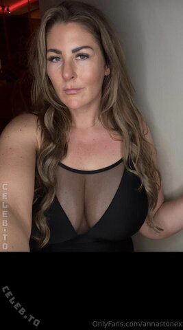 Anna Stone photo 4