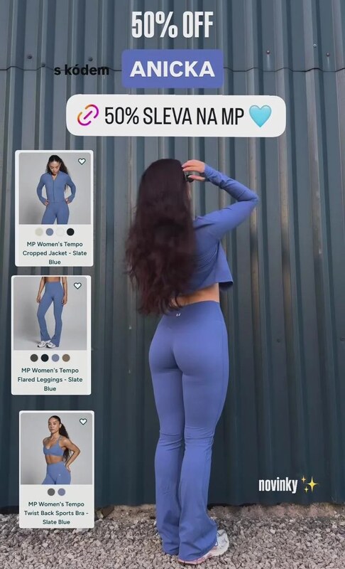 Anna Šulcová nude photo 10