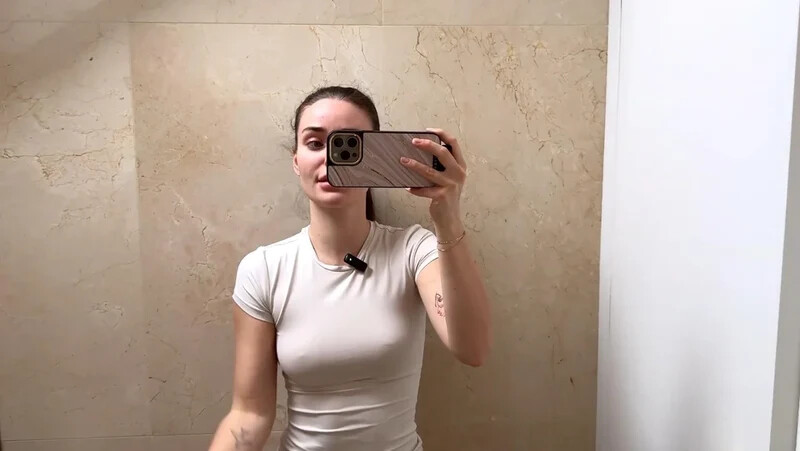 Anna Šulcová nude photo 24