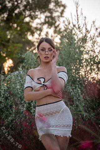 Anna Zapala nude photo 55