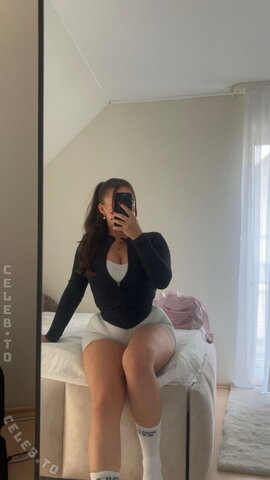 annaa.koo Hot (1 photo)