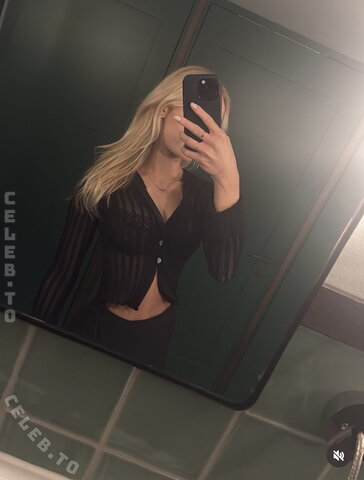 Annaauroraegger nude photo 42