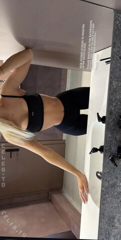 Annaauroraegger nude photo 109