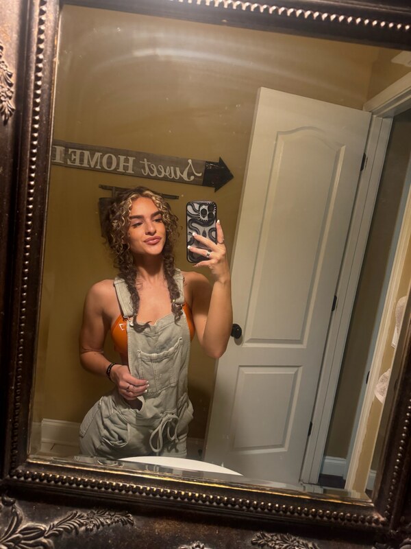 Annah Bechtel nude photo 9