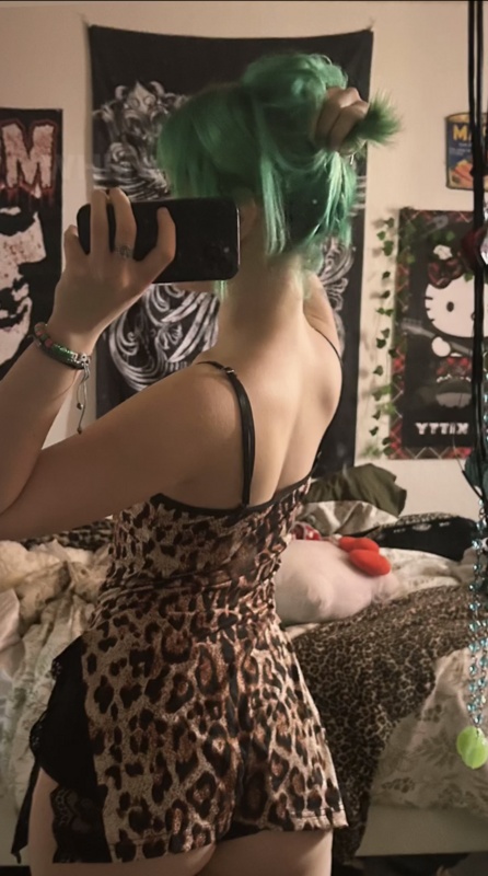 Annalie nude photo 3