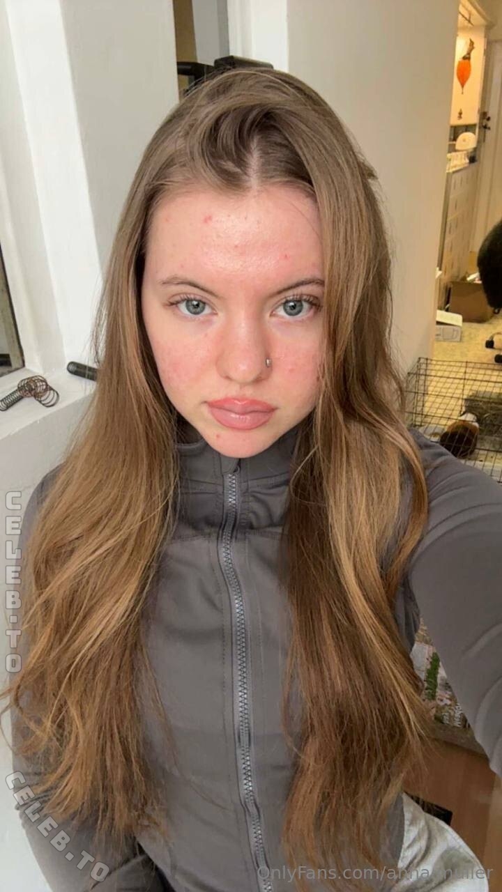 anna.muller nude photo 2