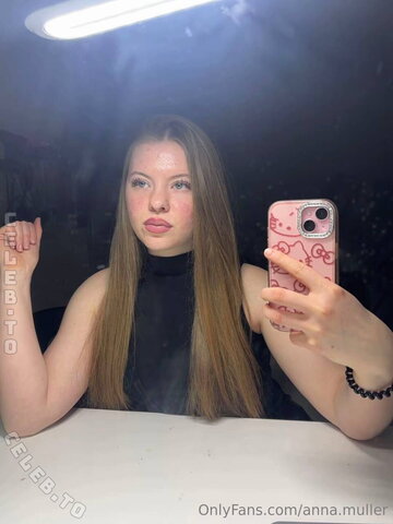 anna.muller nude photo 7