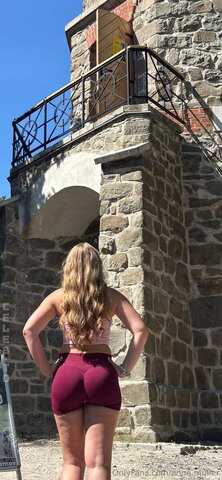 anna.muller nude photo 10