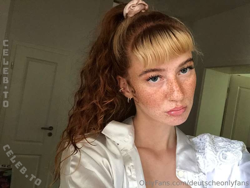 Anna.Singvogel nude photo 10