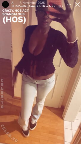 Anne Jinadel nude photo 10