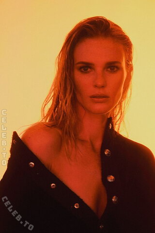 Anne Vyalitsyna nude