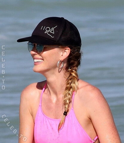 Anne Vyalitsyna nude