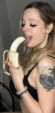 Anne Wünsche nude photo 3294
