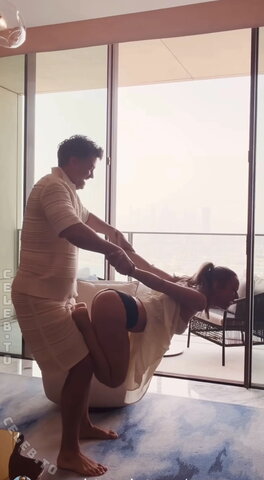 Annemarie Carpendale nude photo 15