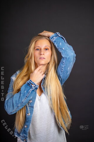 Annesophie Linn – Please, Log in or Register to view URLs content!