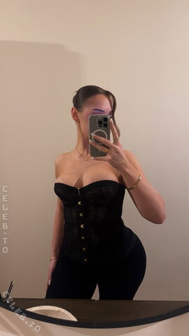 Annetthr nude photo 19