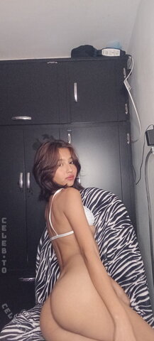 anngiepao nude photo 92