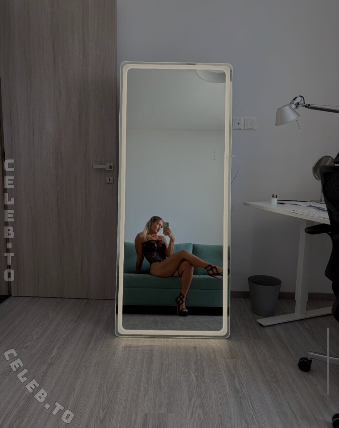 Anni Henz nude photo 2
