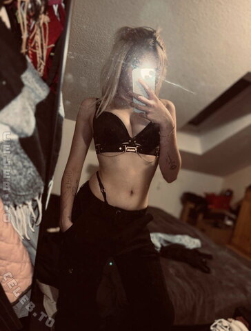 Annika_mlleer nude photo 15