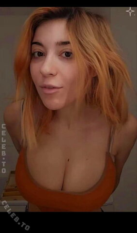 AnniTheDuck nude photo 15