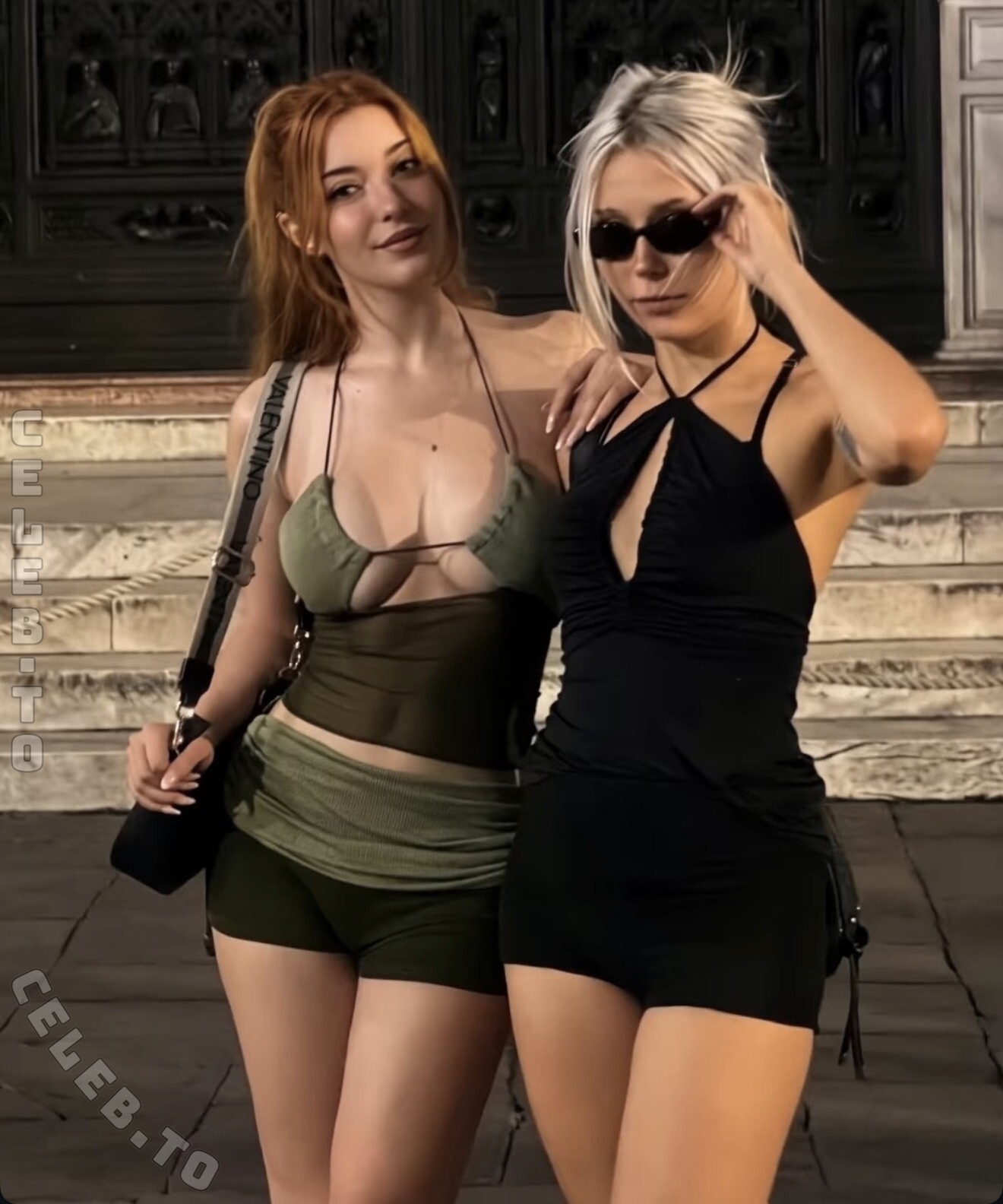 AnniTheDuck nude photo 1