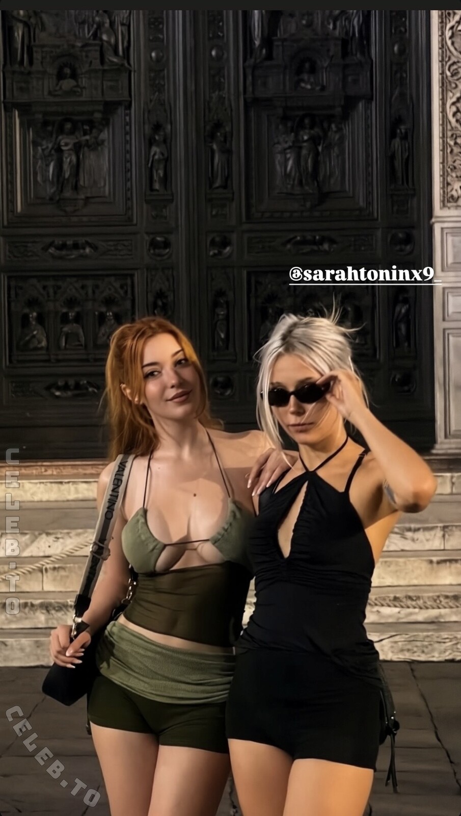 AnniTheDuck nude photo 1