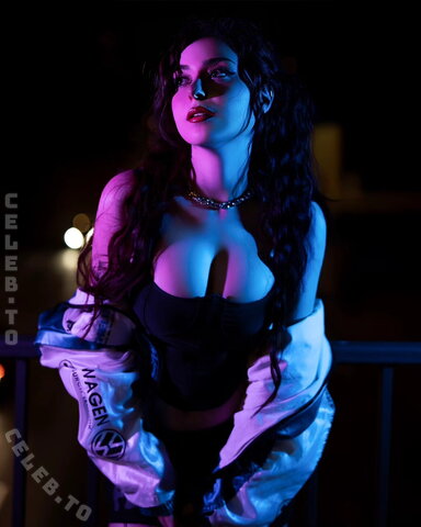 AnniTheDuck Hot (5 photos)