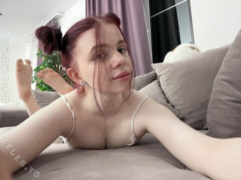 anni.vibe nude photo 6