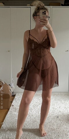 Annmariedtz nude photo 10