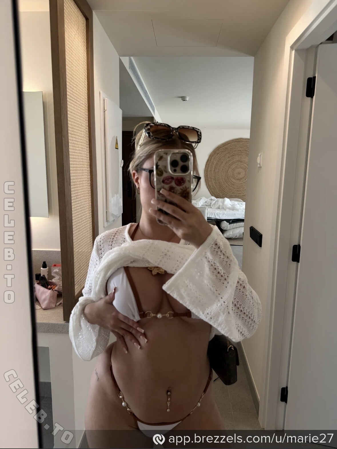 Annmariedtz nude photo 3