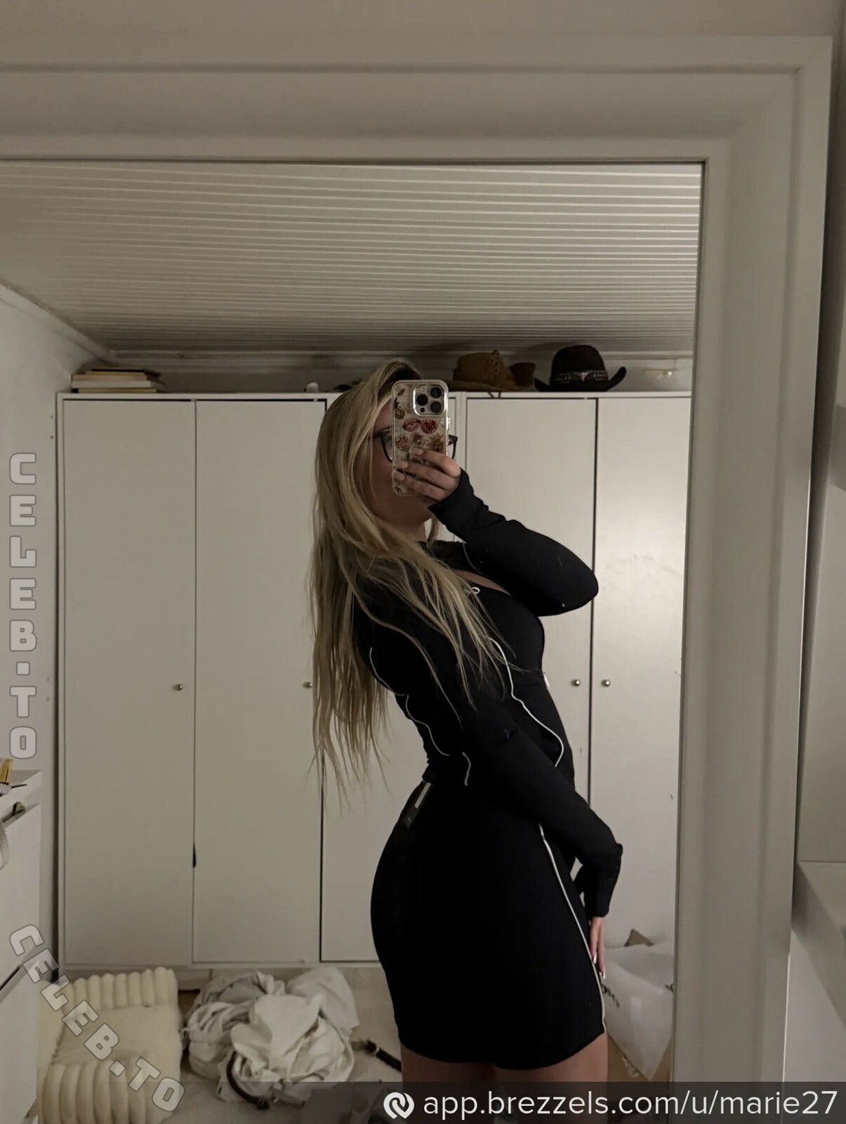 Annmariedtz nude photo 2