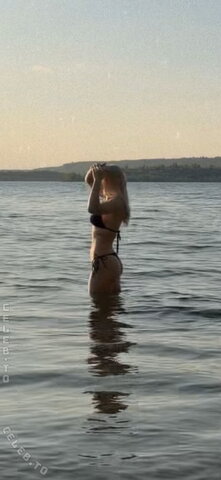 Anny_vans nude photo 3