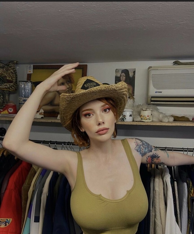 Antheaelty nude photo 5