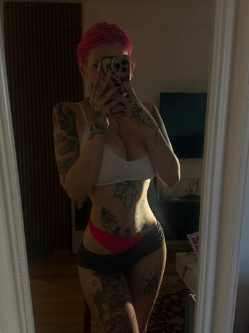 Antheaelty nude photo 14