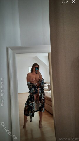 Antonia Sainz nude photo 3