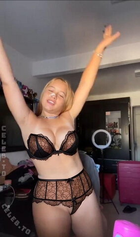 Antônia Valadão nude photo 5