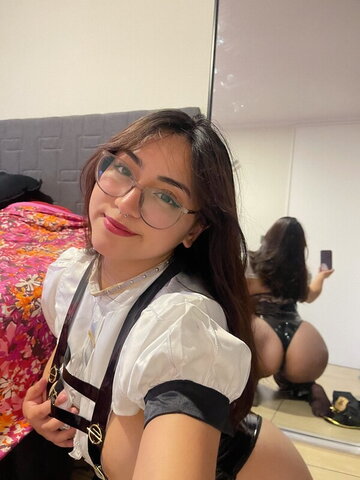 Antrobrp nude photo 13