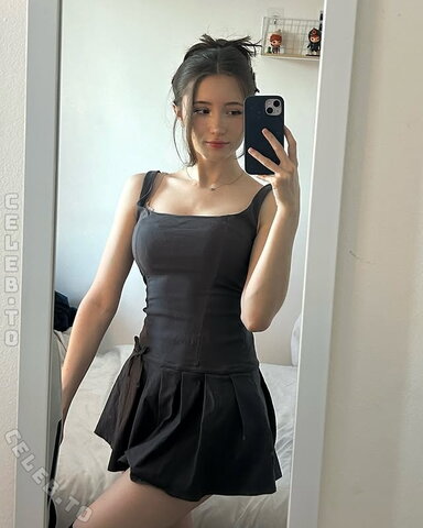 Antunya nude photo 19