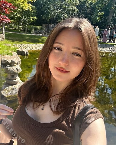 Antunya nude photo 15
